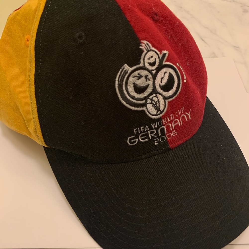 🚨 SOLD 🚨🎊 FIFA World Cup Germany 2006 Cap